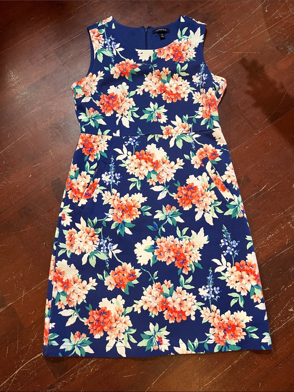 🌻3/$15🌻 Lands' End Navy Floral Sheath Dress with Coral and Cream Blooms